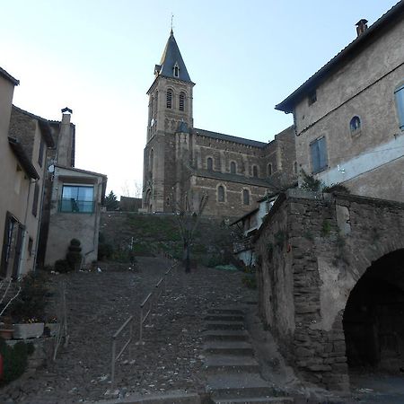 Gite Des Monts Saint-Izaire Εξωτερικό φωτογραφία